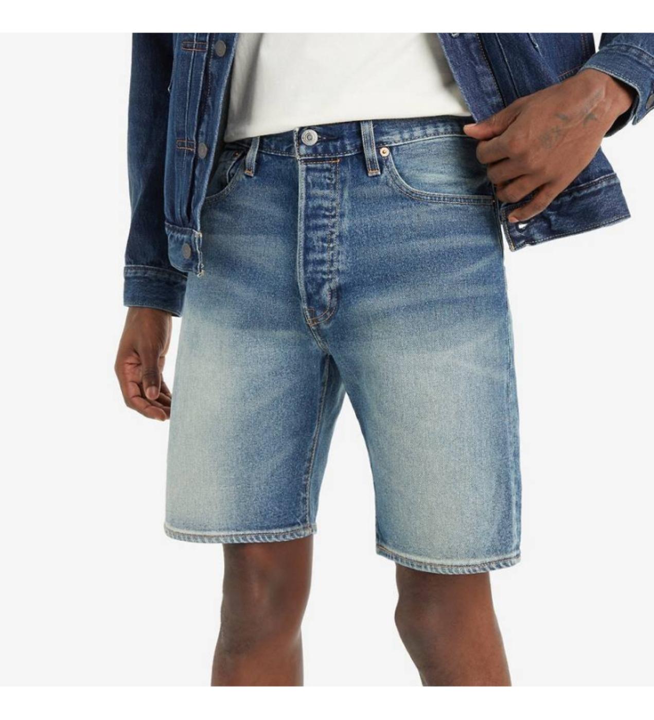 SHORTS LEVIS 501 AZUL ATENUADO
