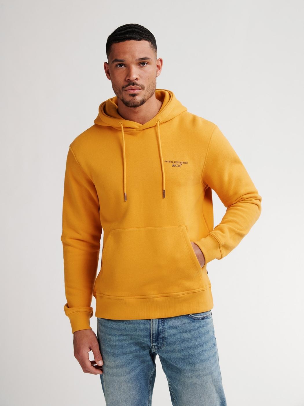 SUDADERA PETROL HOODED AMARILLO