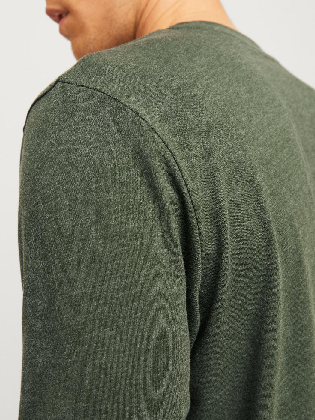 CAMISETA JACK&JONES M/LARGA ALVIS VERDE OSCURO