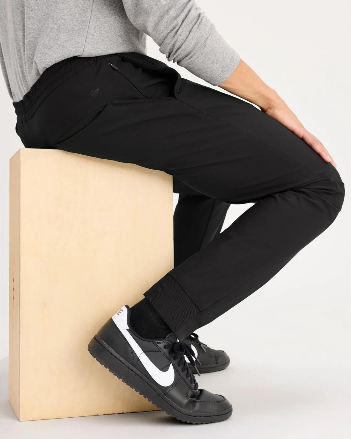 PANTALON DOCKERS GO AIRWAVE JOGGER NEGRO