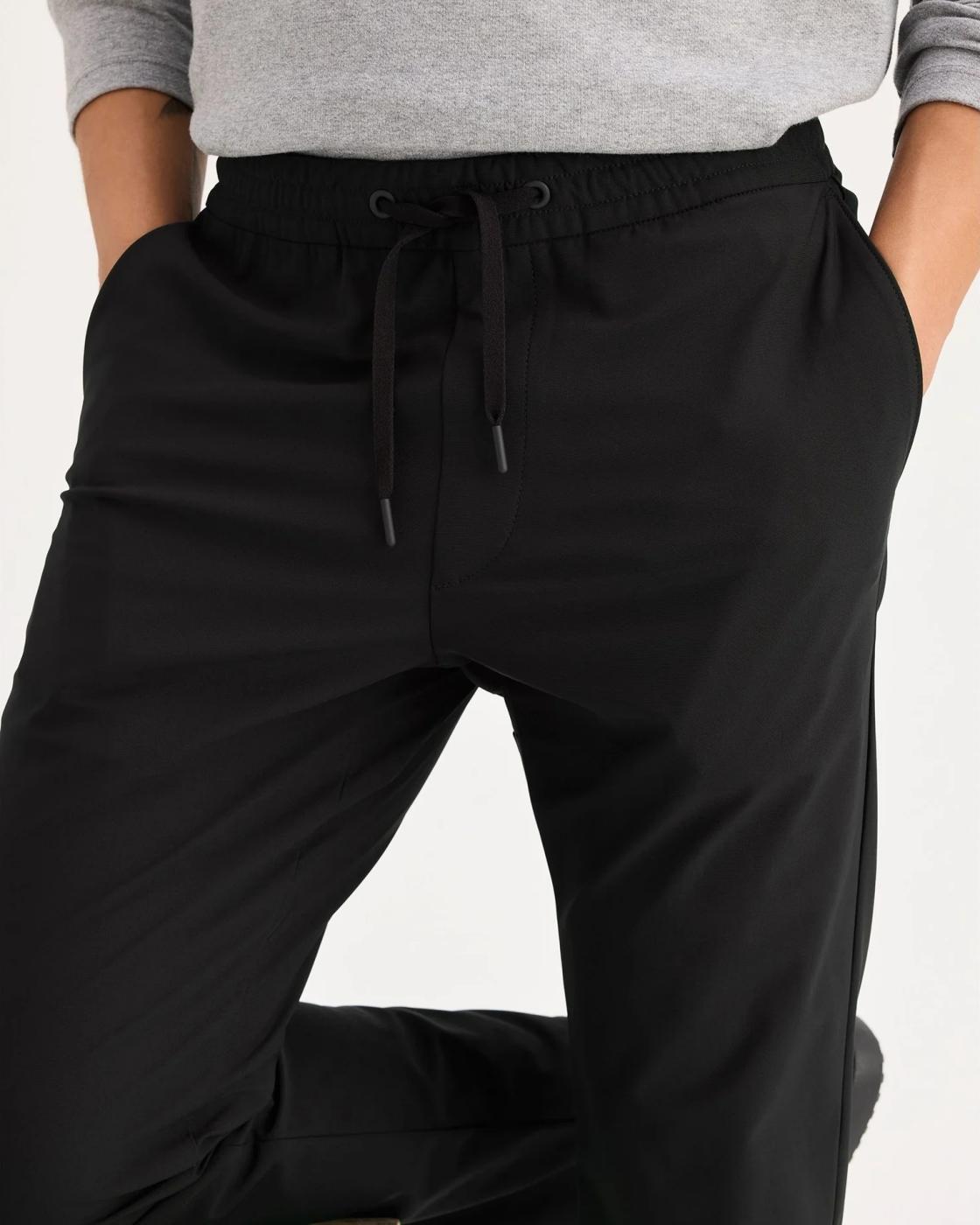 PANTALON DOCKERS GO AIRWAVE JOGGER NEGRO