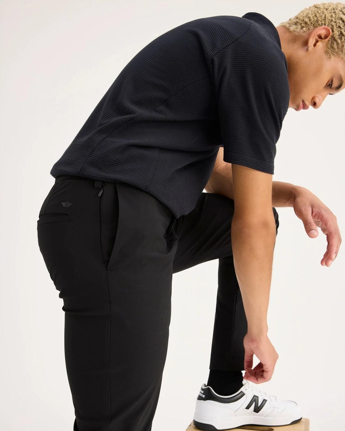 PANTALON DOCKERS GO AIRWAVE CHINO NEGRO